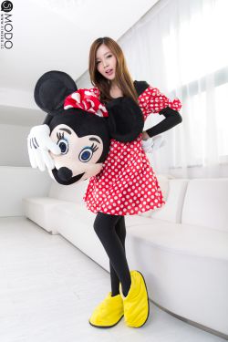 打屁股女孩初中生